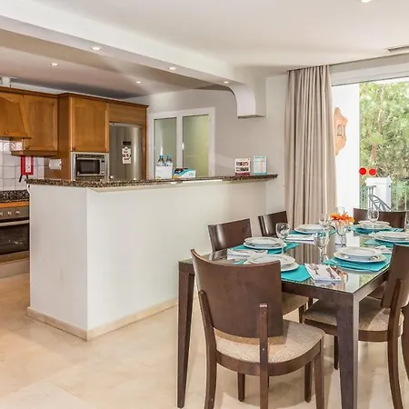 Apartahotel Ona Alanda Club 4*